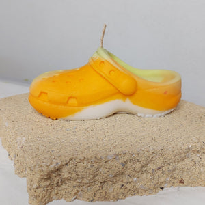 CROC CANDLE