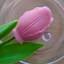 TULIP CANDLES IN VASE