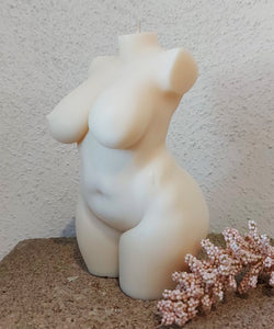 Miss Curvalicious body candle - flaming flamingo 