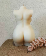 Miss Curvalicious body candle - flaming flamingo 