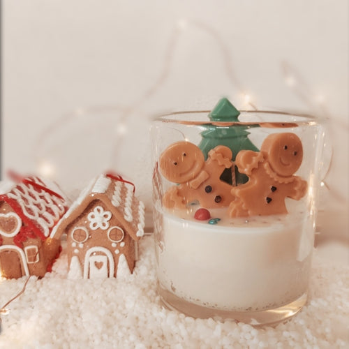 GINGERBREAD FAMILY